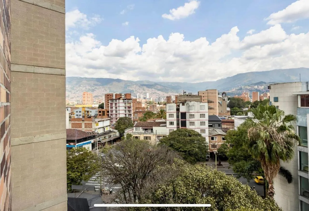 San Peter Aparta Suite En La 70 Laureles Medellín 0*,  Colombia